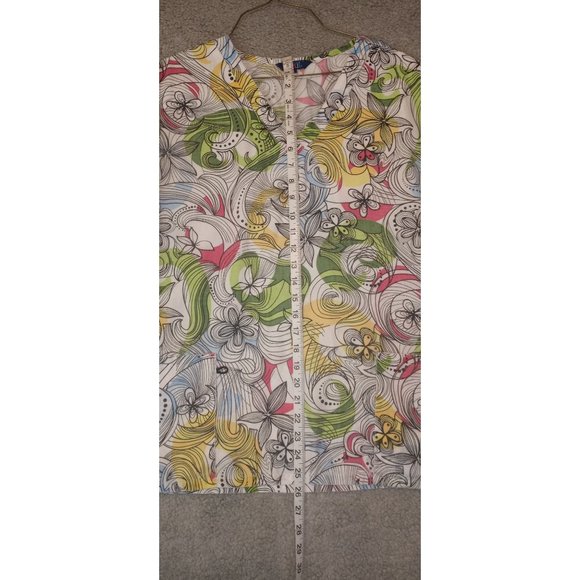 Zikit Women's Size Medium Floral Print V-Neck Scrub Top - Picture 5 of 8